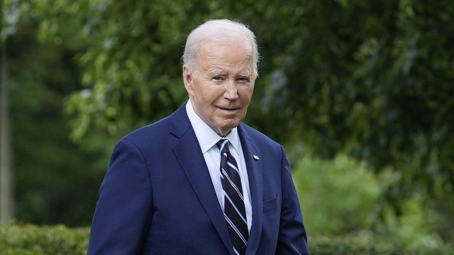 AP sources say Biden administration advancing on $1 billion arms package for Israel